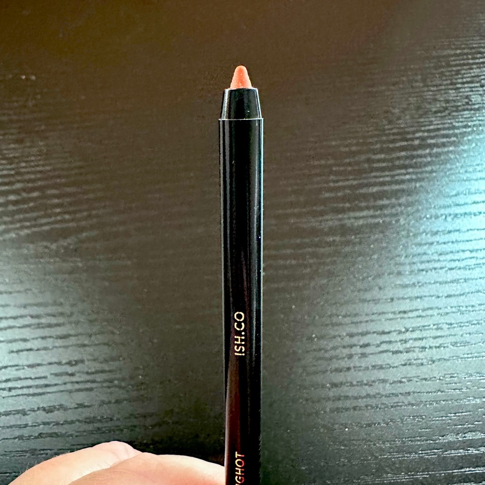 ISH Champagne Color Lip Liner Brand New
